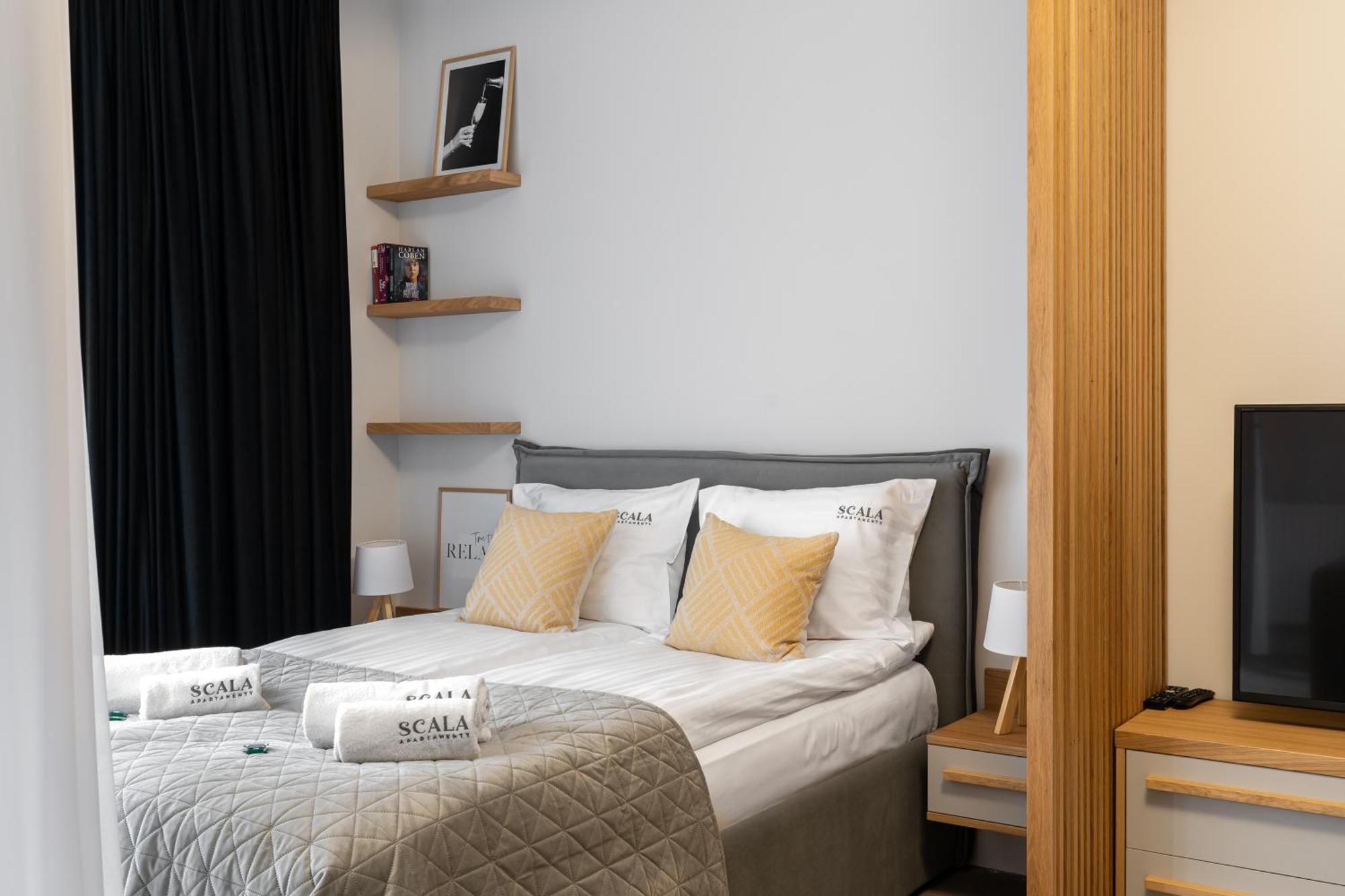 Scala 60C City Center Apartments & Studio By Lion Apartments Гданськ Екстер'єр фото
